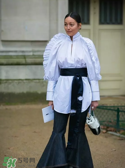 香奈兒gabrielle手袋怎么搭配？chanel gabrielle包包怎么背好看？