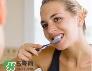 刷牙老是出血是怎么回事？刷牙老是出血怎么辦