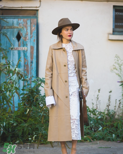 春天穿連衣裙搭配什么外套？連衣裙搭配什么外套好看？