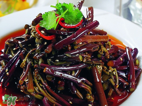 蕨菜要焯水嗎？蕨菜怎么焯水？