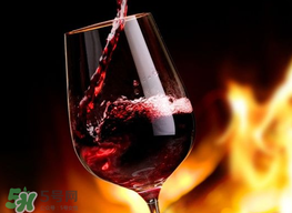 孕婦可以喝紅酒嗎？孕婦喝紅酒對胎兒有影響嗎？