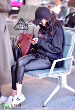 celine小白鞋正品多少錢？celine小白鞋專柜價(jià)格