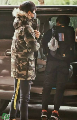 off white黃腰帶怎么系？off white腰帶怎么綁？