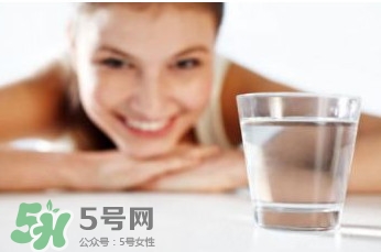 喝水會(huì)長胖嗎？喝水會(huì)不會(huì)長胖