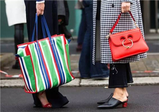 巴黎世家編織袋很貴嗎？balenciaga春運包為什么這么貴？