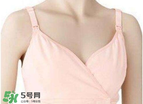 如何治療乳房濕疹？治療乳房濕疹吃什么好