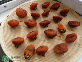 柿子為什么會(huì)黑？柿子為什么凍完發(fā)黑？