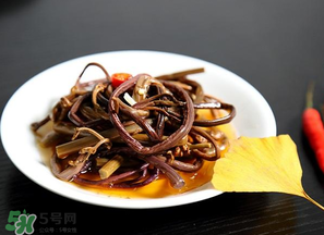 干蕨菜致癌嗎？干蕨菜致癌是真的嗎？