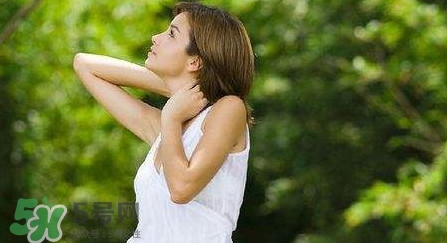 偏頭痛不能吃哪些食物？吃什么食物能治偏頭痛