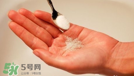 切辣椒后手很辣怎么辦？切辣椒后手很辣多久能好