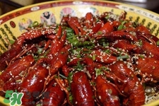 吃小龍蝦喝什么飲料？小龍蝦配什么飲料最好？