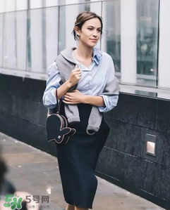 長裙搭配什么上衣？長裙搭配什么上衣好看？