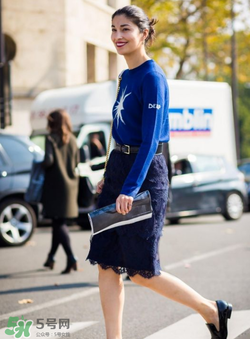 圓領針織衫怎么搭配？圓領針織衫怎么搭配好看？