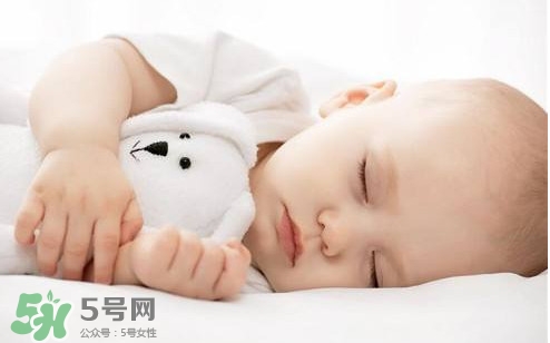 打鼾和枕頭有關(guān)系嗎？打鼾和枕頭有沒有關(guān)系