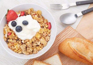 谷蘭諾拉水果谷物麥片怎么吃？谷蘭諾拉水果麥片有幾種吃法？