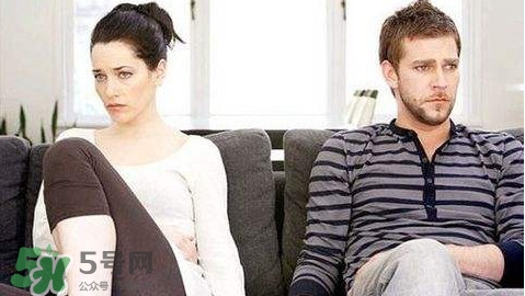 男人為什么會(huì)出軌？男人出軌的5大征兆