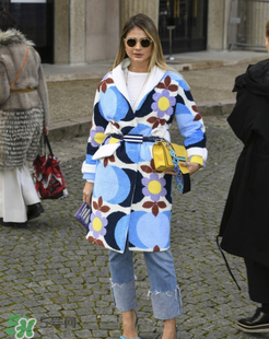 prada緞帶包好看嗎？普拉達(dá)緞帶包怎么樣？