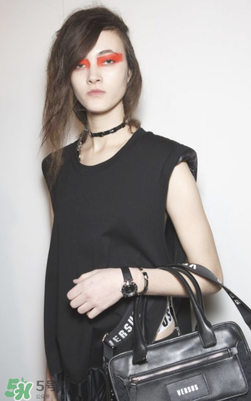 versace2017新品好看嗎？范思哲2017新款怎么樣？