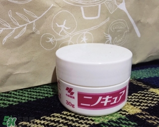 小林去雞皮膏使用方法 小林去雞皮膏怎么用 小林去雞皮膏使用方法 小林去雞皮膏怎么用