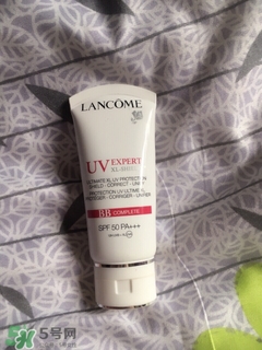 cpb隔離和蘭蔻隔離哪個(gè)好？cpb隔離和蘭蔻隔離對比