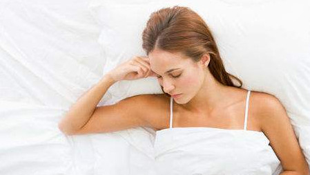 痛經(jīng)該怎么辦？女朋友痛經(jīng)該怎么辦