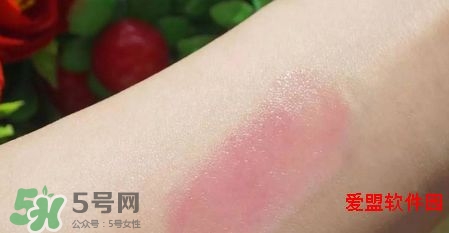 迪奧變色唇膏005和006哪個(gè)好看？dior變色唇膏005和006試色圖