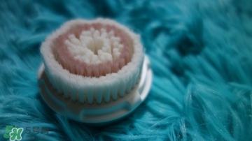 clarisonic洗臉?biāo)⑺㈩^哪種好？科萊麗洗臉?biāo)⑺㈩^怎么裝？