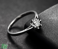 鉑金戒指容易刮花嗎？鉑金戒指刮花了怎么辦？