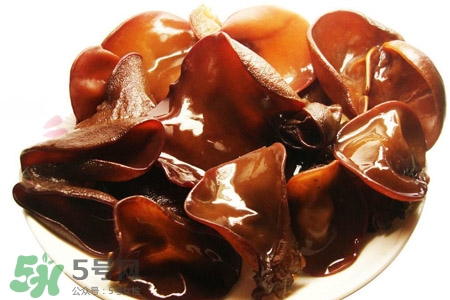 黑木耳是堿性食物嗎？黑木耳是酸性還是堿性？