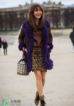 水桶包怎么背好看？水桶包怎么搭配好看？