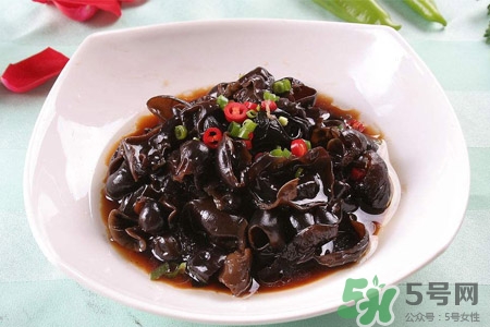 黑木耳可以隔夜吃嗎？黑木耳能過(guò)夜吃嗎？