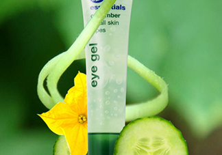 boots小黃瓜眼霜怎么樣？boots小黃瓜眼霜怎么用？