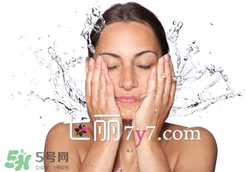 北海道馬油洗面奶怎么樣？loshi北海道馬油洗面奶好用嗎？