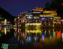 5月份去鳳凰古城穿什么？五月份去鳳凰古城穿什么衣服？