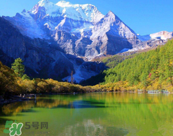 5月份去香格里拉穿什么？五月份去香格里拉穿什么衣服？