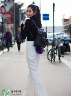 雙肩包怎么搭配？雙肩包怎么搭配好看？