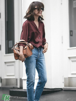 loewe puzzle怎么背好看？loewe puzzle怎么搭配好看？