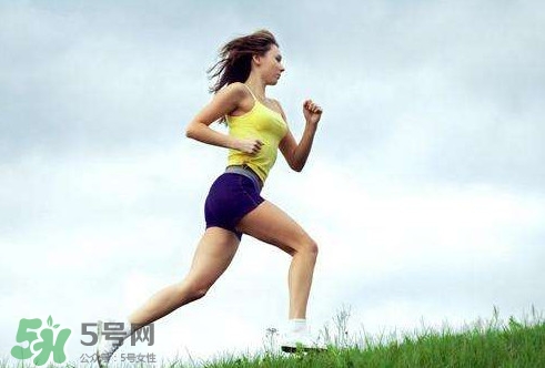 女生馬甲線怎么練？馬甲線多久能練出來