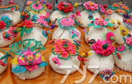 清明節(jié)吃什么食物？清明節(jié)吃什么傳統(tǒng)食物？