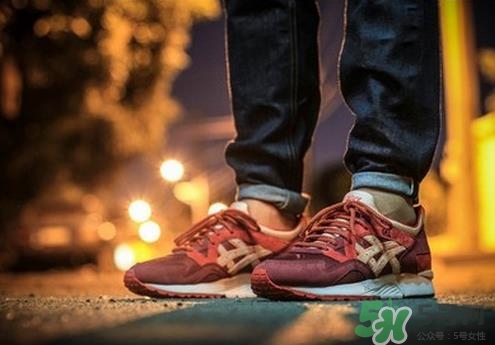 亞瑟士和耐克哪個好？asics和nike跑鞋哪個更好？