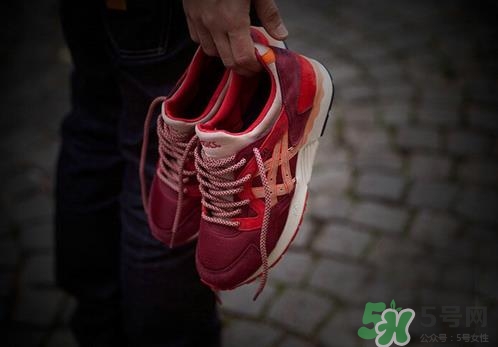 亞瑟士和耐克哪個好？asics和nike跑鞋哪個更好？