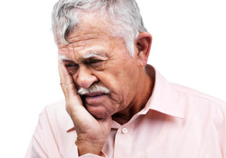 牙周炎怎么得的？牙周炎怎么引起的