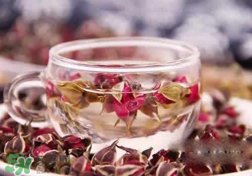 玫瑰水泡面膜怎么樣？玫瑰水怎么泡面膜？