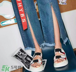 牛仔闊腿褲搭配什么鞋子？闊腿牛仔褲搭配什么鞋子好看？