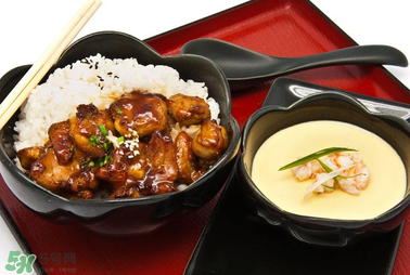 吃快餐抽兩瓶黑血是真的嗎？吃快餐血會變黑嗎？