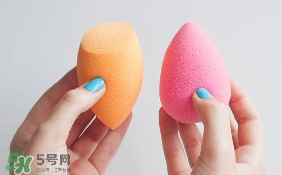 美妝蛋可以涂乳液嗎？美妝蛋怎么涂水乳？