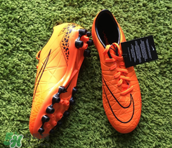 nike毒蜂頂級(jí)和次級(jí)有什么區(qū)別？耐克毒蜂頂級(jí)次級(jí)對(duì)比