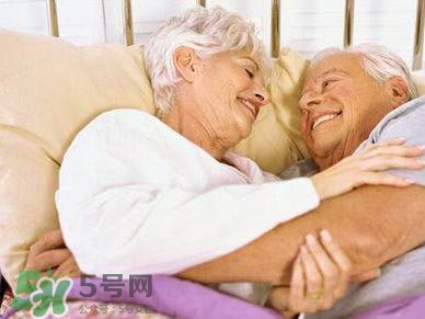 老年人還能性生活嗎？老年人的性生活需要注意什么？