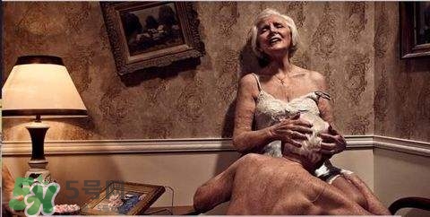 老年人還能性生活嗎？老年人的性生活需要注意什么？