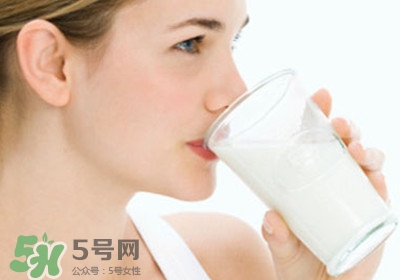 吃菠蘿舌頭麻怎么回事？吃菠蘿舌頭麻是過敏嗎